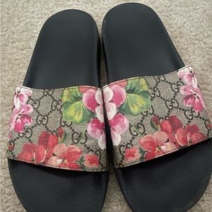 Gucci slides